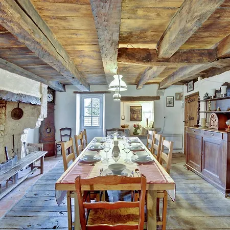 House Perigourdine Ex Former Diligence Relay *